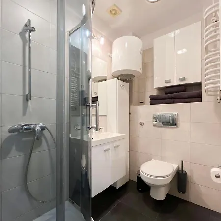 Heart Of - Spacious 3rooms 75m2 As R243 Apartmán *