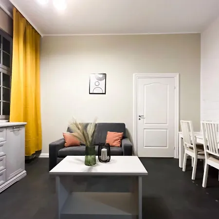 Heart Of - Spacious 3rooms 75m2 As R243 Apartment