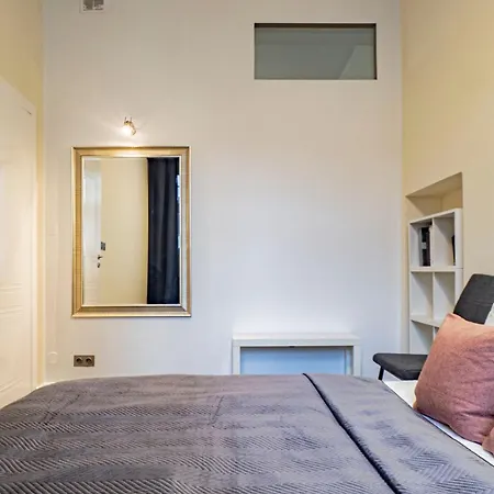 Heart Of - Spacious 3rooms 75m2 As R243 Apartment *